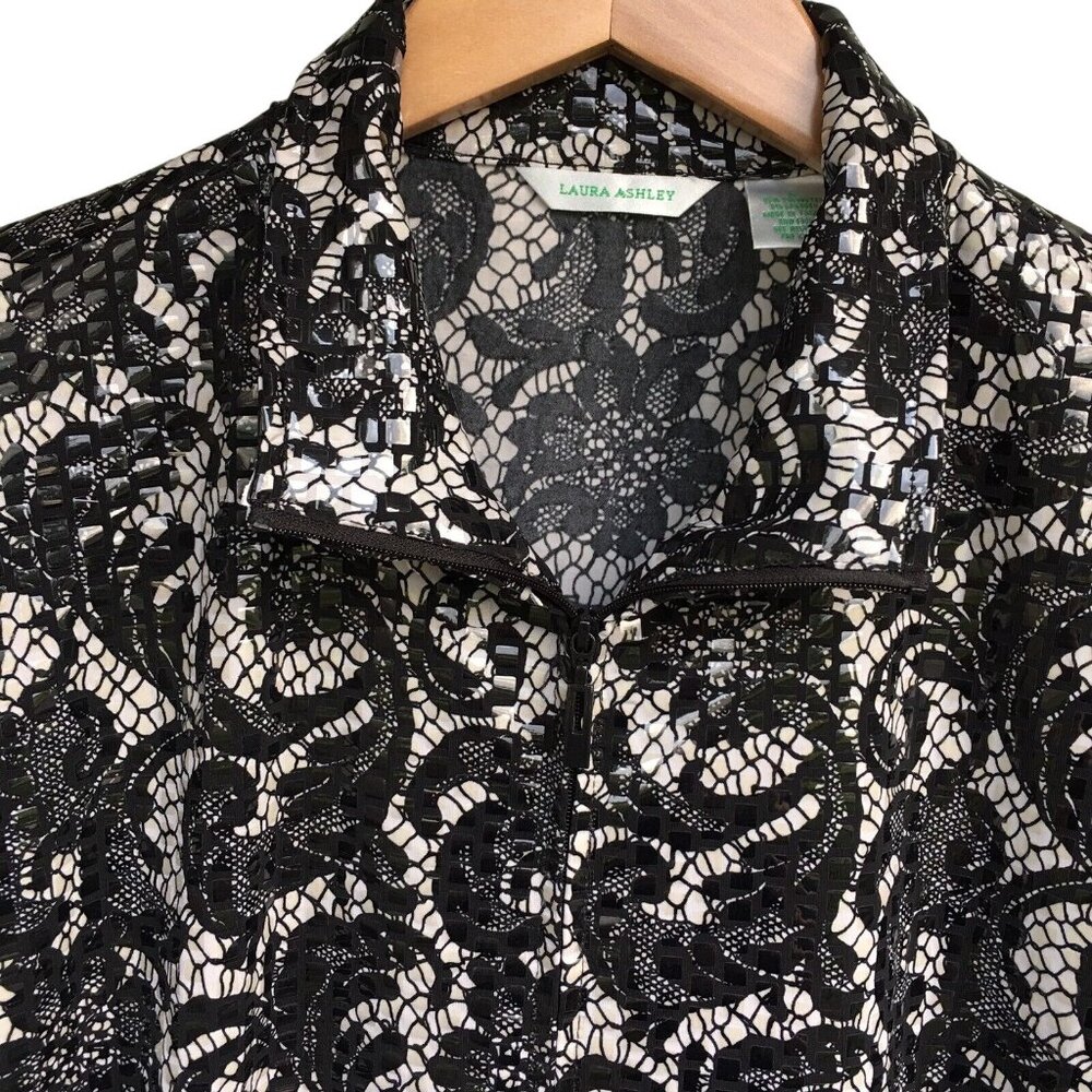 Laura Ashley Jacket Women Sz L Full Zip Black White Paisley Shiny Boxy Collar - Picture 5 of 12